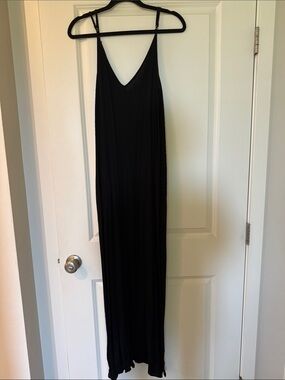 Love Stitch Classic Black V-Neck Maxi Slip Dress